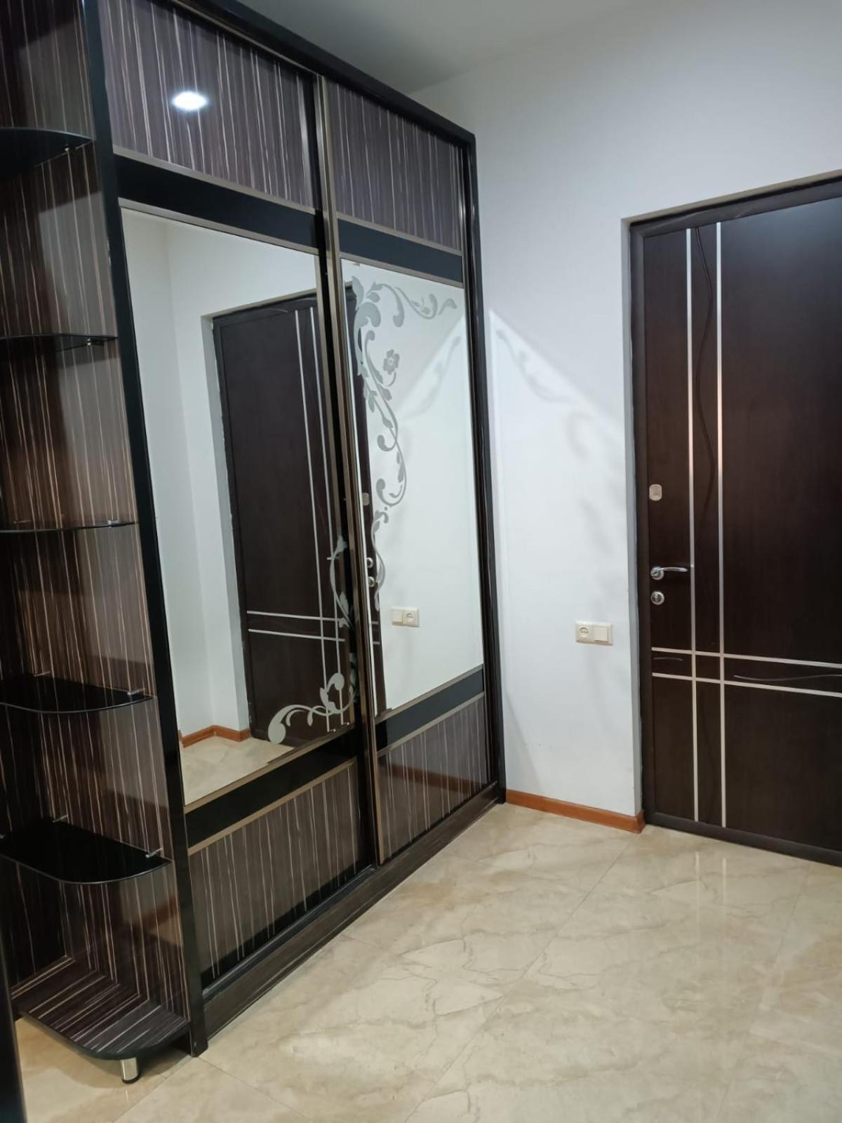 Rent Inn Yerevan On Buzand Street Exterior photo