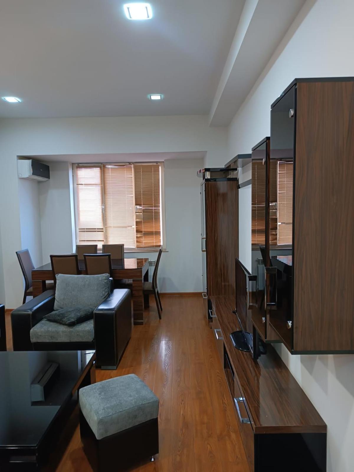 Rent Inn Yerevan On Buzand Street Exterior photo